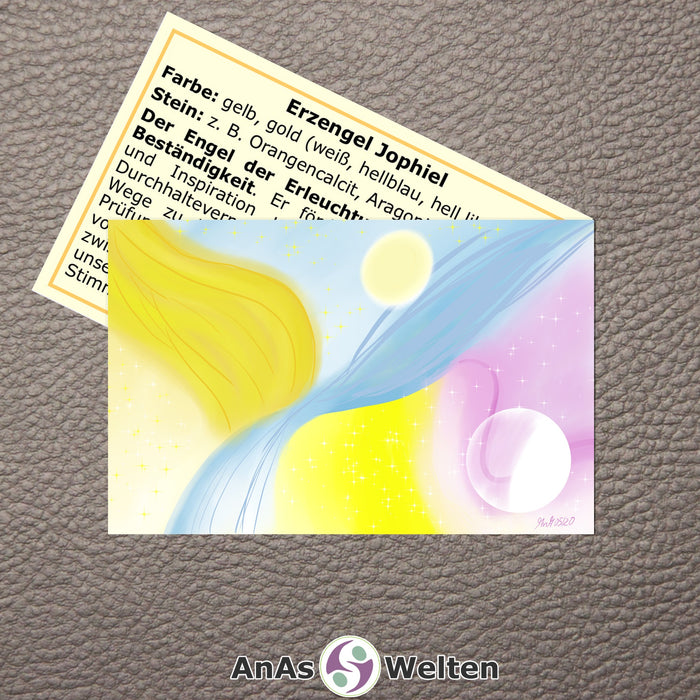 Das Bild zeigt die Erzengel Karte Jophiel von AnAs Welten. Die Vorderseite mit der Zeichnung ist ganz zu sehen, von der Rückseite mit Text sieht man nur die Hälfte. Das Bild zeigt mehrere abstrakte Formen. Im oberen Bereich ist ein gelbes Oval, links eine geschwungene gelbe Form, die an einen Flügel erinnert, von links unten nach rechts oben sind mehrere geschwungene blaue Linien und rechts ist eine durchsichtige Kugel vor einem rosa Hintergrund abgebildet.