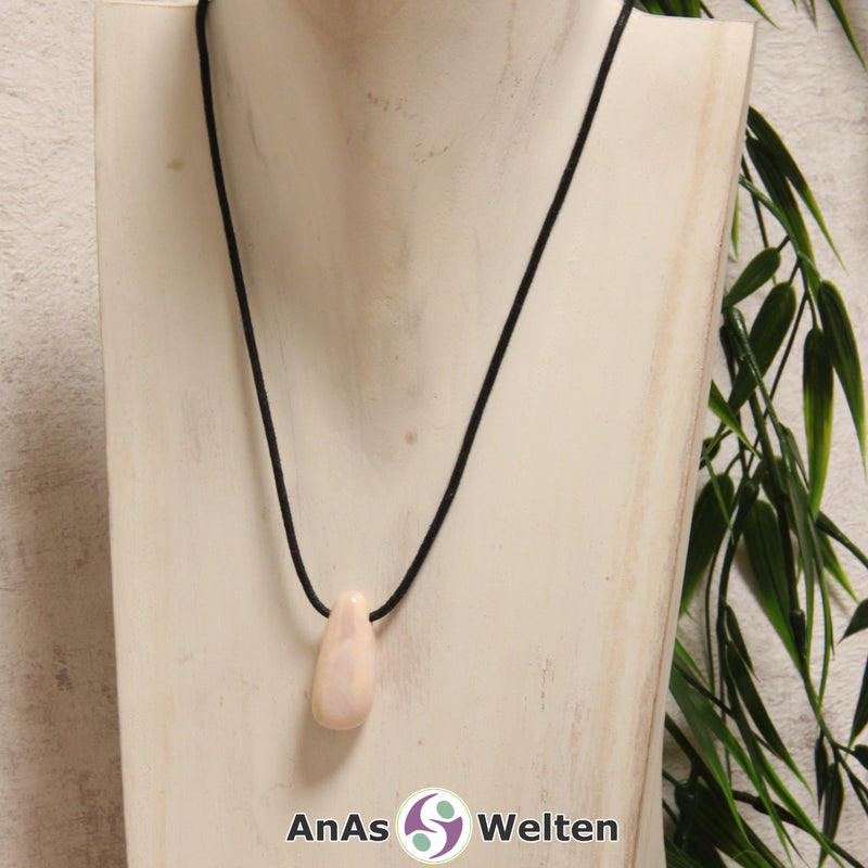 Andenopal (Pinkopal) gebohrter Trommelstein (ohne Band)